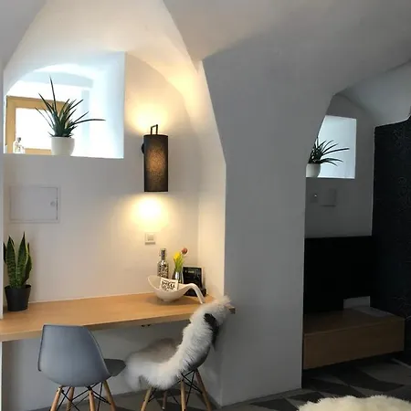 Stella Sky Apartment *
