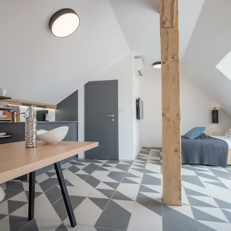 Stella Sky * לובליאנה